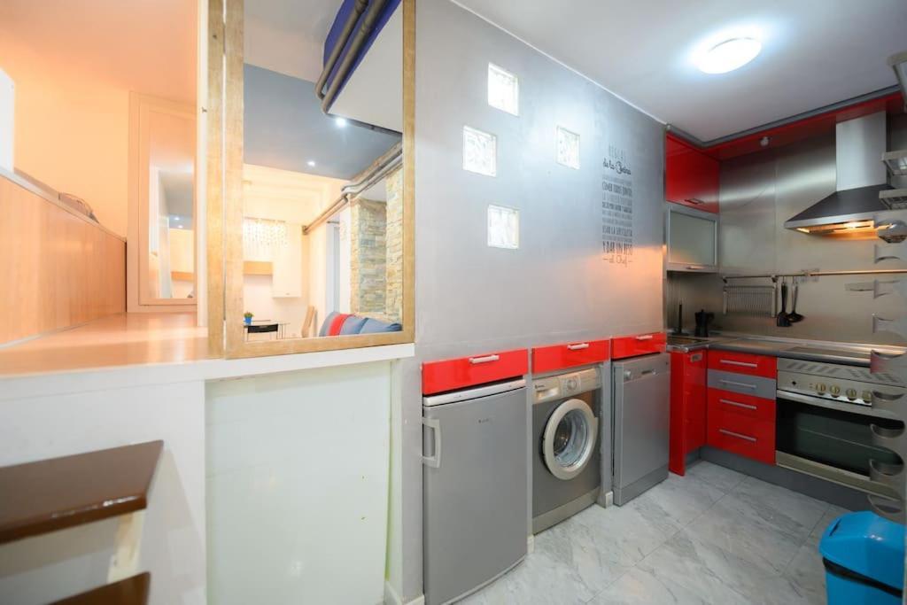 דירות מדריד Encantador Apartamento Temporal Centrico Con Patio Privado Mpe51 מראה חיצוני תמונה