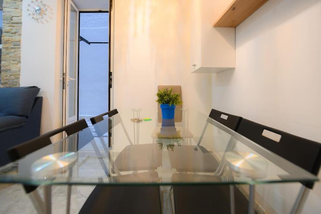 דירות מדריד Encantador Apartamento Temporal Centrico Con Patio Privado Mpe51 מראה חיצוני תמונה