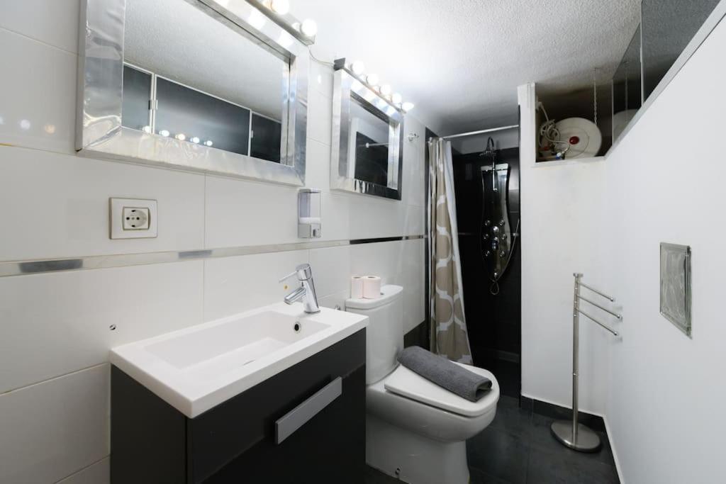 דירות מדריד Encantador Apartamento Temporal Centrico Con Patio Privado Mpe51 מראה חיצוני תמונה